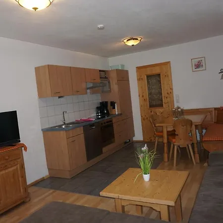 Aparthaus Aktiv Apartment Neustift im Stubaital